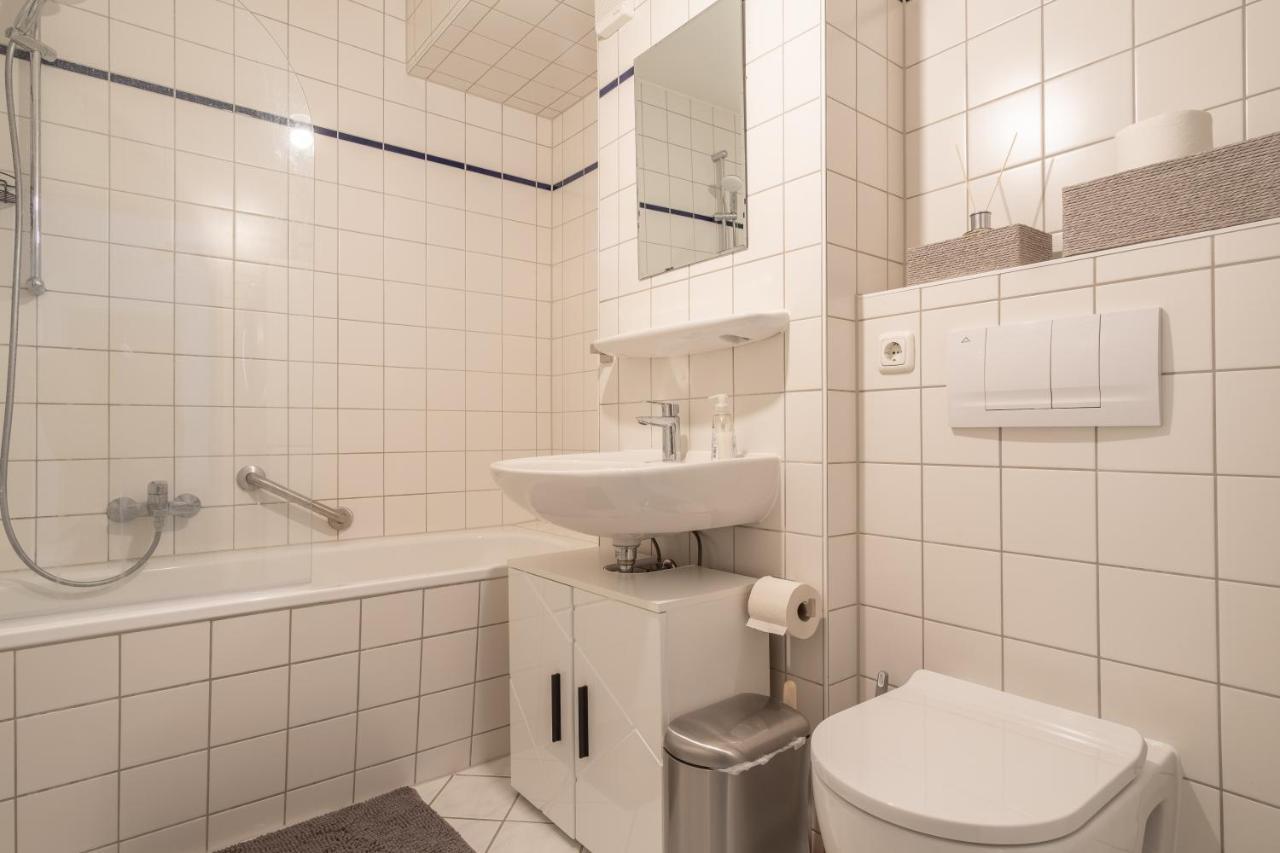Apartamento Arbeitsplatz, Balkon, Tiefgarage Naehe Neue Messe Leipzig Exterior foto